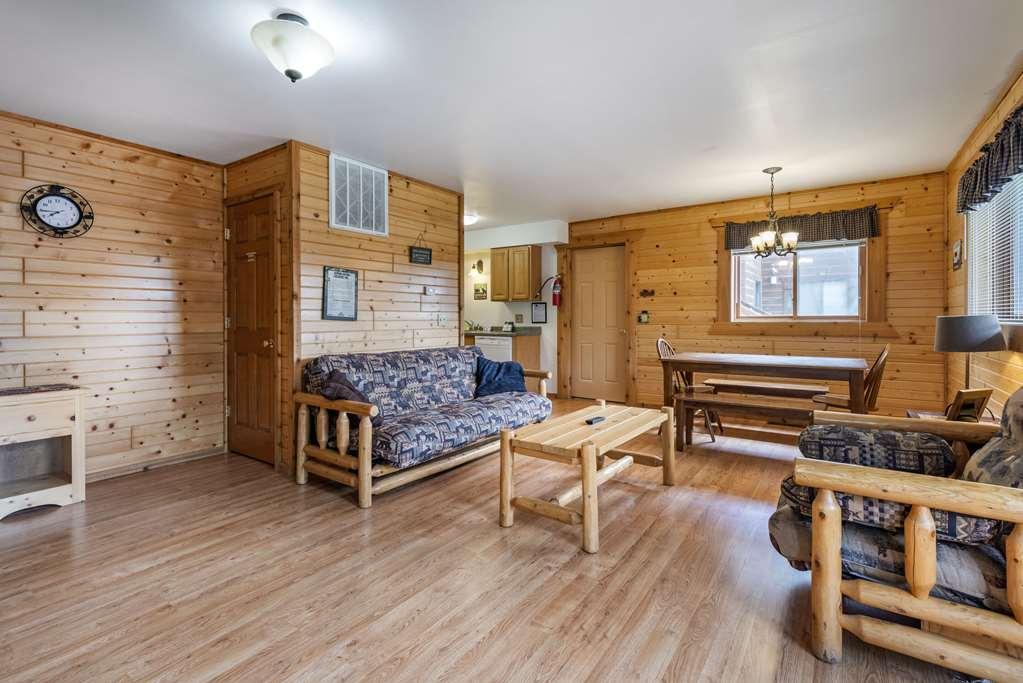 Three Bears Resort Warrens الغرفة الصورة