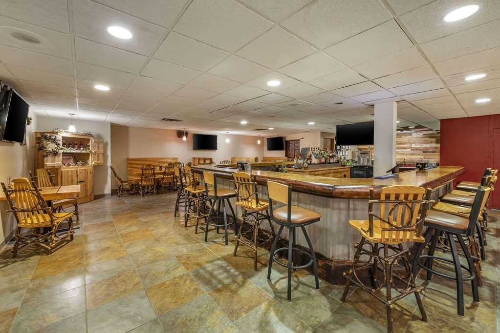 Three Bears Resort Warrens المطعم الصورة